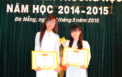 2 sinh viên ĐH Đông Á được tuyên dương cấp thành phố